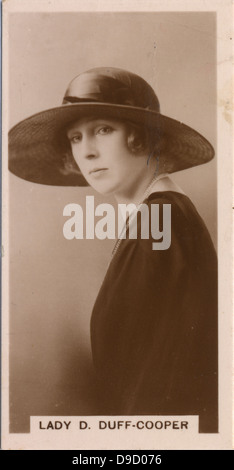 Lady Diana Cooper, Vicountess de Norwich (1892-1986), née Diana Manners. Londres mondain, la beauté, et l'actrice, épouse de Duff Cooper, homme politique et diplomate français, créé Vicomte 1952. Banque D'Images