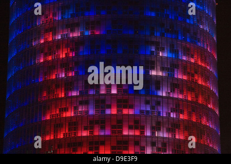 Gratte-ciel Agbar à Barcelone Banque D'Images