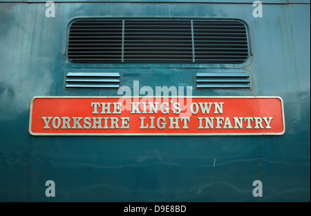 Deltic 55002 plaque constructeur, le King's Own Yorkshire Light Infantry Banque D'Images