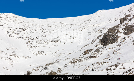 Pyg et mineurs piste dans la neige, Parc National de Snowdonia, Pays de Galles, Royaume-Uni, Europe. Banque D'Images