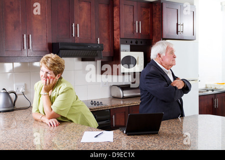 Senior couple divorce Banque D'Images