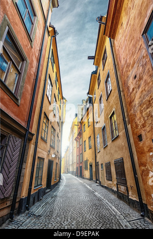 Ruelle pavée avec colorées, Korfaltets Centrum, Stockholm - Suède Banque D'Images