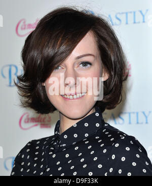 Jena Malone Candie's présente la première de Los Angeles 'Beastly' au Grove Theater - Arrivées Los Angeles, Californie - 24.02.11 Banque D'Images