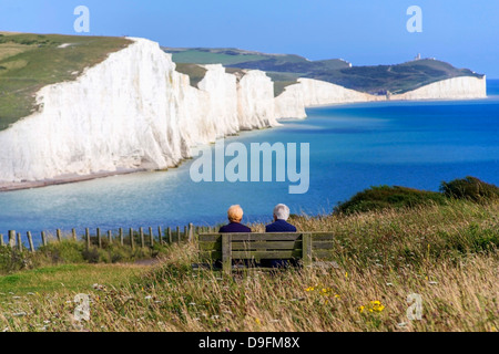 Les falaises de craie des sept Sœurs de la South Downs Way, Parc National des South Downs, East Sussex, England, UK Banque D'Images