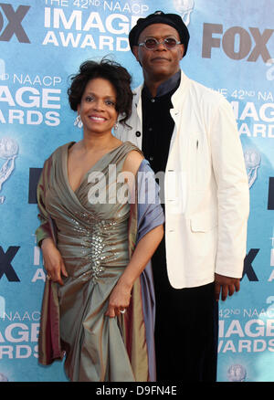 Samuel L. Jackson et Guest 42ème NAACP Image Awards Au Shrine Auditorium - Arrivées à Los Angeles en Californie, États-Unis - 04.03.11 Banque D'Images