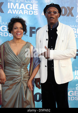 Samuel L. Jackson et Guest 42ème NAACP Image Awards Au Shrine Auditorium - Arrivées à Los Angeles en Californie, États-Unis - 04.03.11 Banque D'Images