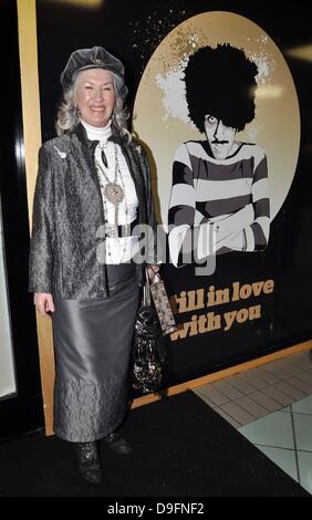 Philomena Lynott Le lancement officiel de l'exposition "Dark Sanctuary" à St Stephen's Green Centre Dublin, Irlande - 04.03.11 ** Non disponible pour publication dans les tabloïds irlandais. Disponible pour publication dans le reste du monde** Banque D'Images