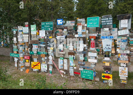 Sign Post Forest, Watson Lake, Yukon, Canada Banque D'Images
