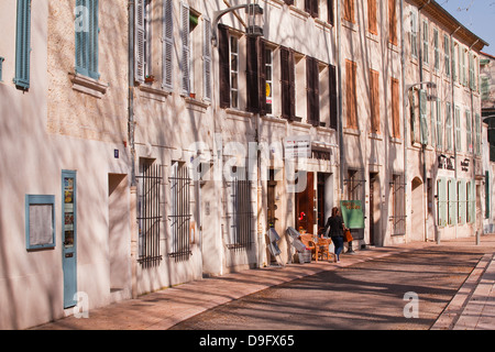 La place des Carmes dans la ville d'Avignon, Vaucluse, France Banque D'Images