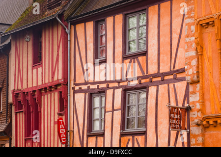 Maisons à colombages dans la vieille ville du Mans, Sarthe, Pays de la Loire, France Banque D'Images