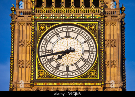 Close-up shot of Big Ben (Parlement) à Londres. Banque D'Images