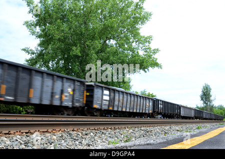 BNSF Wagons de marchandises dans l'État de New York. Banque D'Images