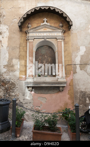 Sant'Anna, Oratoire sur rue, Cefalù, Sicile, Italie Banque D'Images