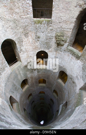 L'Europe, l'Italie, l'ombrie, Orvieto, St Patrick bien Banque D'Images