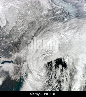 Vue d'un grand Nor'easter tempête de neige sur les Etats Unis. Banque D'Images