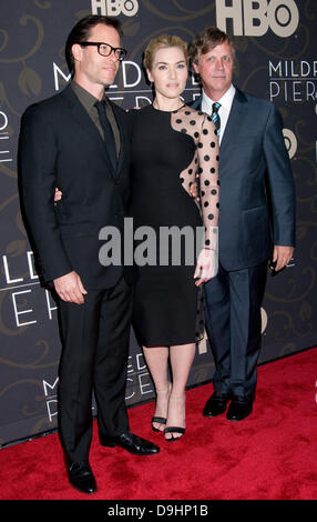 Guy Pearce, Kate Winslet et Todd Haynes Le New York Premiere de 'Mildred Pierce' Arrivées - New York City, USA - 21.03.11 Banque D'Images