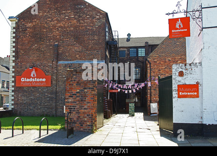 L'entrée du Gladstone Pottery Museum Longton Les poteries Stoke-on-Trent, Angleterre, Royaume-Uni Banque D'Images