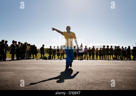 Grassroot Soccer utilise power soccer pour éduquer inspirer mobiliser les communautés pour arrêter la propagation du VIH Andile Rafeni a été Banque D'Images