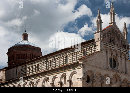 Vue extérieure de la Cathédrale de Massa Marittima Banque D'Images