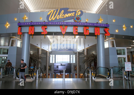 Las Vegas Nevada, McCarran International Airport, LAS, terminal, porte, accueil, panneau, NV130402045 Banque D'Images