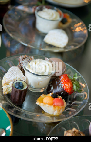 Le Michigan, l'île Mackinac. Historique Grand Hôtel, goûter traditionnel. Un assortiment de tartes, des scones et des en-cas servis au goûter. Banque D'Images