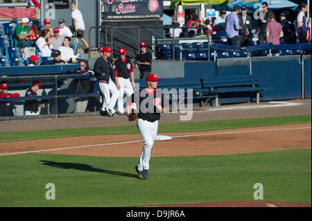 Vancouver, Colombie-Britannique, Canada. 18 juin 2013 . Deuxième saisons accueil match entre les Canadiens de Vancouver et Spokane Indians à la Banque Scotia au champ Nat Bailey Stadium Vancouver (Colombie-Britannique) Canada le 18 juin 2013 . Photographe Frank Pali/Alamy Live News Banque D'Images