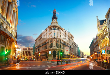 'Banco Español de Crédito' édifice du siège social de la rue Alcalá, Madrid. Espagne Banque D'Images