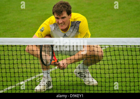 Jamie Murray (GB) jouant avec John doubles pairs (Australie) - Tennis Aegon Championship, Eastbourne, Royaume-Uni, le 20 juin 2013. Banque D'Images