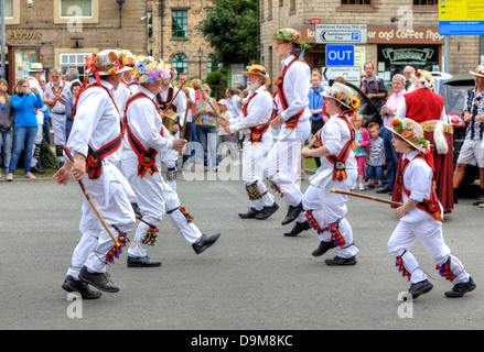 Danseurs Morris à l'Rushcart cérémonie le 20 août 2011, à Bellevue, UK Banque D'Images