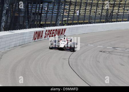 22 juin 2013 - Newton, Iowa, États-Unis - Indycar, Round 10, de l'Iowa Speedway, Newton, IA, USA, 22-23 juin 2013, la volonté, de l'équipe Penske (Image Crédit : © Ron Bijlsma/ZUMAPRESS.com) Banque D'Images