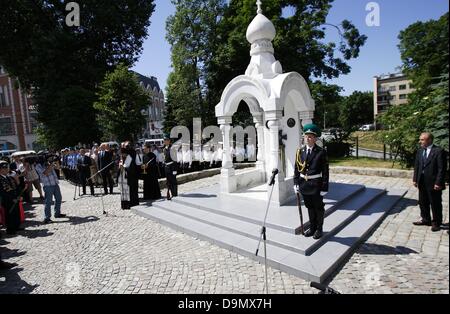 Kaliningrad, Russie, 22 juin 2013 est mort et soldats disparus et les gens PENDANT LA SECONDE GUERRE MONDIALE cérémonie de dévoilement du monument à Kaliningrad. Credit : Michal Fludra/Alamy Live News Banque D'Images