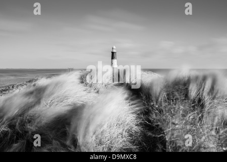 Traiter avec mépris, point phare désaffecté dans l'East Yorkshire (Royaume-Uni) Banque D'Images