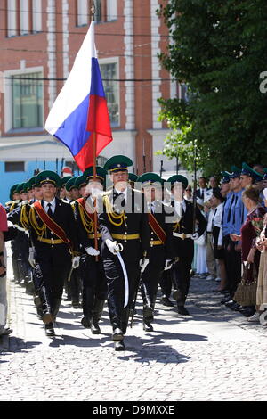 Kaliningrad, Russie, 22 juin 2013 est mort et soldats disparus et les gens PENDANT LA SECONDE GUERRE MONDIALE cérémonie de dévoilement du monument à Kaliningrad. Credit : Michal Fludra/Alamy Live News Banque D'Images