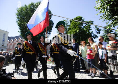 Kaliningrad, Russie, 22 juin 2013 est mort et soldats disparus et les gens PENDANT LA SECONDE GUERRE MONDIALE cérémonie de dévoilement du monument à Kaliningrad. Credit : Michal Fludra/Alamy Live News Banque D'Images