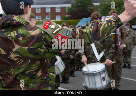 Insignes de grade de l'Army Cadet Force à la Preston Show militaire à la caserne Fulwood, Preston, Lancashire . Hommes et femmes, les cadets et les anciens combattants représentent la Marine royale, l'armée et de la Royal Air Force à partir de toutes les régions du Nord Ouest : Cheshire, Cumbria, Lancashire, Merseyside et Greater Manchester. Le Preston Show militaire est le plus grand affichage par les forces armées et militaires dans le nord-ouest de l'Angleterre. Banque D'Images