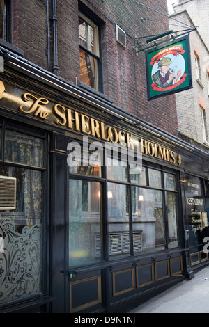 Sherlock Holmes Pub dans Northumberland Ave à London UK Banque D'Images