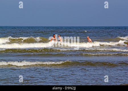 Allemagne, Basse-Saxe, en Frise orientale, îles de la Frise orientale de l'île de Juist,,, la mer du Nord, mer du Nord, plage, surf, vague, ha Banque D'Images