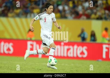 Yasuhito Endo (JPN), le 19 juin 2013 - Football : Coupe des Confédérations de la fifa, brésil 2013, Groupe d'un match entre l'Italie 4-3 Japon à Arena Pernambuco à Recife, au Brésil. (Photo par Matsuoka MM. Kenzaburo/AFLO) Banque D'Images