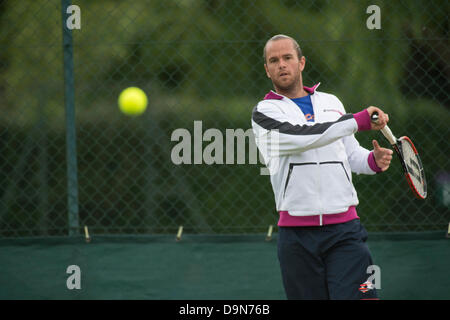 23.06.2013. Les Championnats de tennis de Wimbledon 2013 tenue à l'All England Lawn Tennis et croquet Club, Londres, Angleterre, Royaume-Uni. Xavier Malisse sur Wimbledon's Aorangi cours pratique le jour avant les Championnats commencent. Banque D'Images