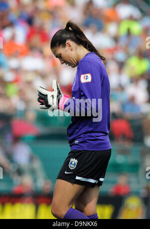 Rochester, NY, USA. 23 Juin, 2013. 23 juin 2013 : Seattle Reign FC gardien Hope Solo # 1 au cours de la première moitié du jeu comme le règne de Seattle FC attaché le Western New York Flash 1-1 à Sahlen's Stadium à Rochester, New York. ©csm/Alamy Live News Banque D'Images