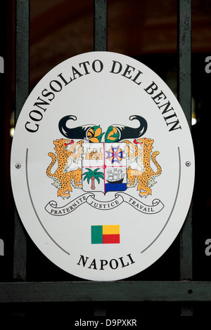 Consulat du Bénin dans la Galleria Umberto, une galerie marchande dans la vieille ville de Naples, Campanie, Italie Banque D'Images