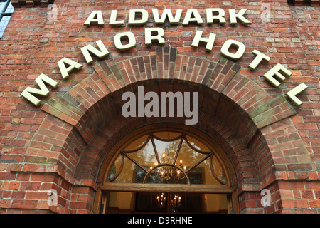L'Aldwalk Manor Hotel, situé dans le Yorkshire du Nord, à proximité de York, est un hôtel 4 étoiles et un parcours de golf. Banque D'Images