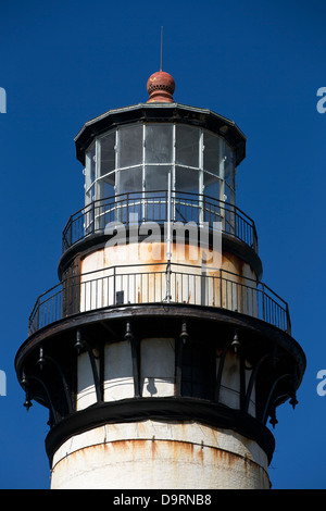 Vue détaillée de la coupole et de la section optique Pigeon Point Lighthouse, Pescadero, California, United States of America Banque D'Images