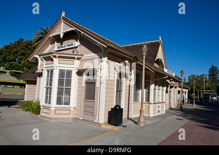 Menlo Park Railroad Station, plus ancienne station de train de voyageurs en Californie, Menlo Park, Californie, États-Unis d'Amérique Banque D'Images