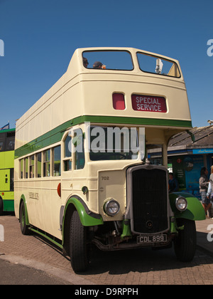 Le sud de Vectis open top bus Bristol parqué dans l'île de Wight Yarmouth England UK Banque D'Images