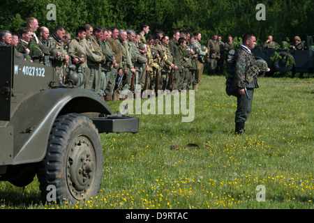 La guerre militaire Reconstitution faite à l'Overlord show, Waterlooville, Hampshire, Royaume-Uni Banque D'Images