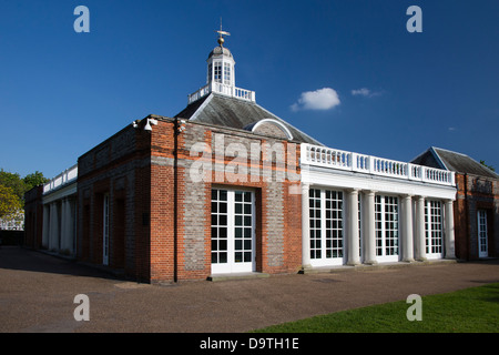 Serpentine Gallery, Kensington Gardens, Hyde Park, London, UK Banque D'Images