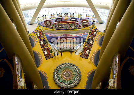 L'intérieur, Burj al-Arab, Dubaï, Emirats Arabes Emirtes Banque D'Images