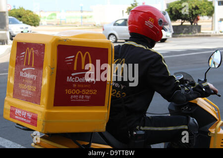 Corée du Sud : McDonald's service de livraison sur l'île de Jeju Banque D'Images