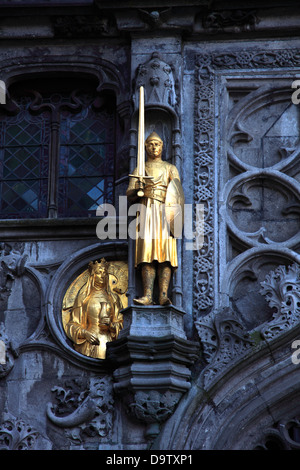 Détails extérieurs sur la basilique du Saint-sang, l'Eglise place Burg, la ville de Bruges, Flandre occidentale, Belgique Banque D'Images